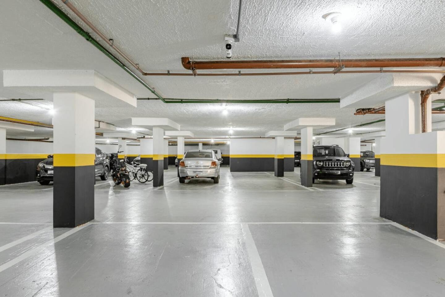 Apto - Predio De Frente Para Praia - Asturias - Guaruja - 2 Vagas Garagem - Wi-Fi E Ar Condicionado Eksteriør bilde